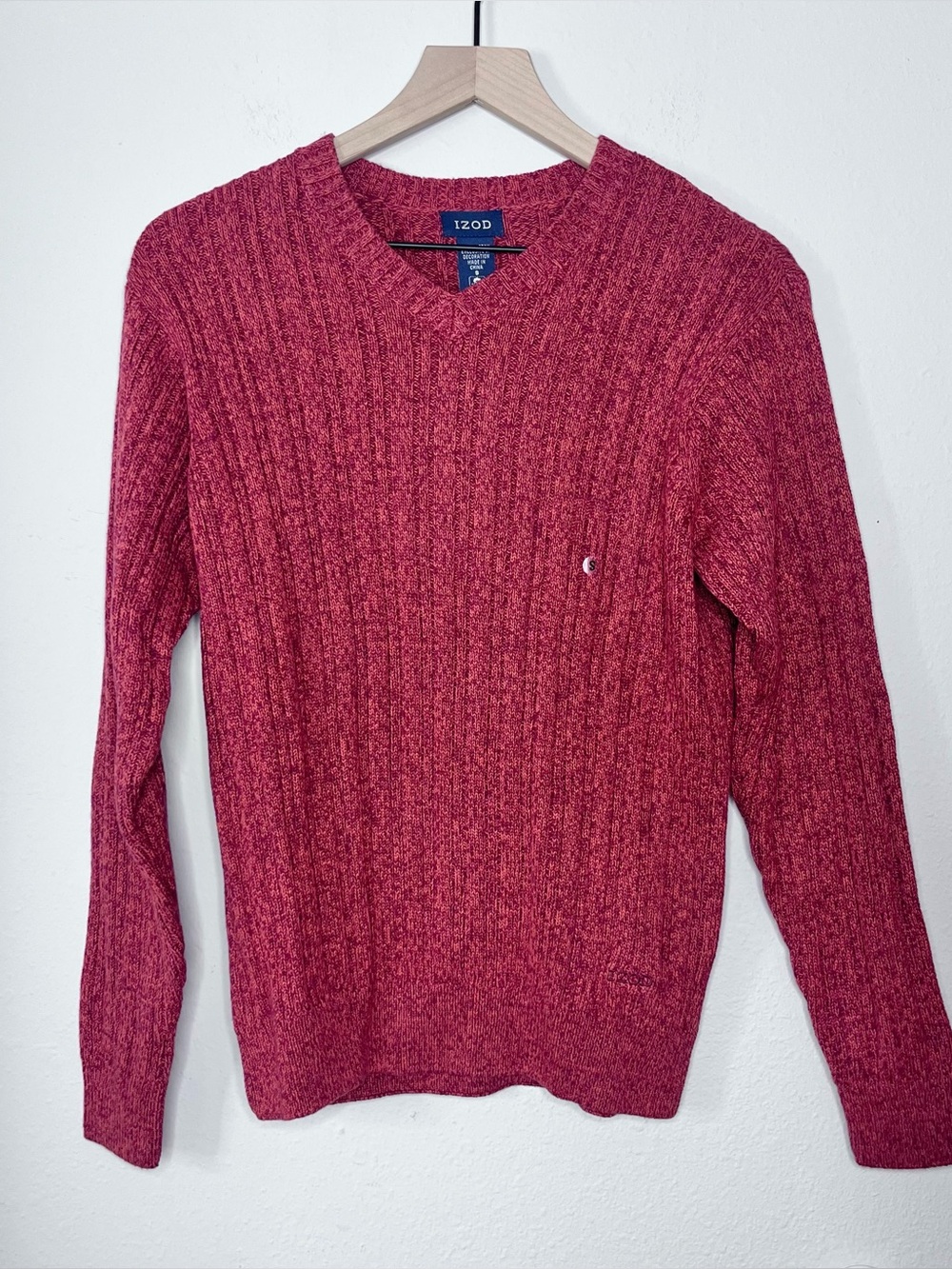 Izod Vintage Men’s Red V-Neck Sweater Ribbed Knit Size Small NWT 100% Cotton